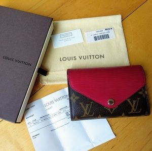 LOUIS VUITTON Marie Lou Compact Wallet Fuchsia